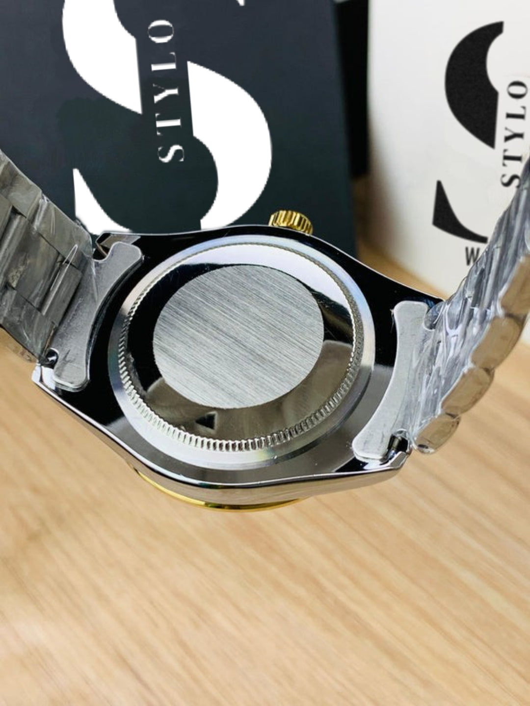 Crown Model (Two Tone Black)