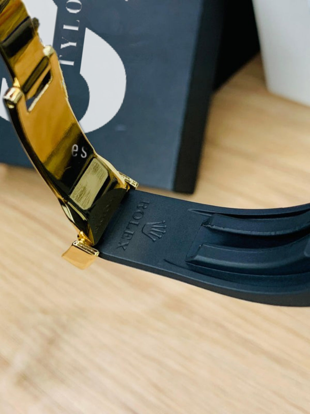 Daytona Stone Model | Gold Black
