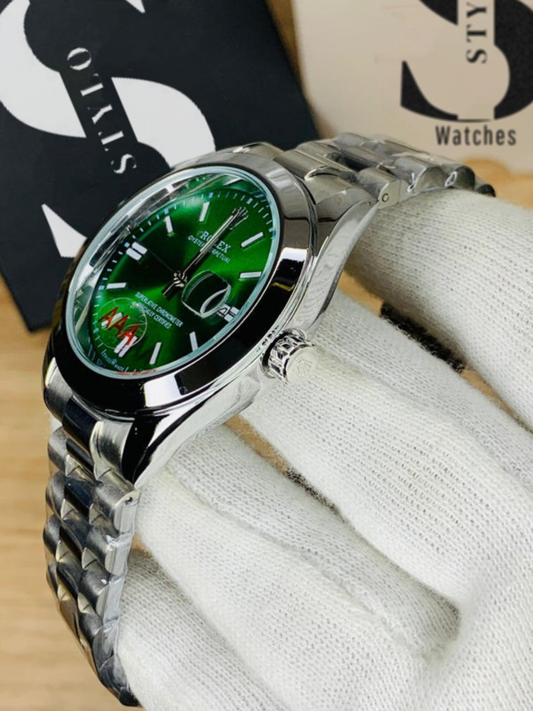 Classic Plain Case (Silver Inner Green)